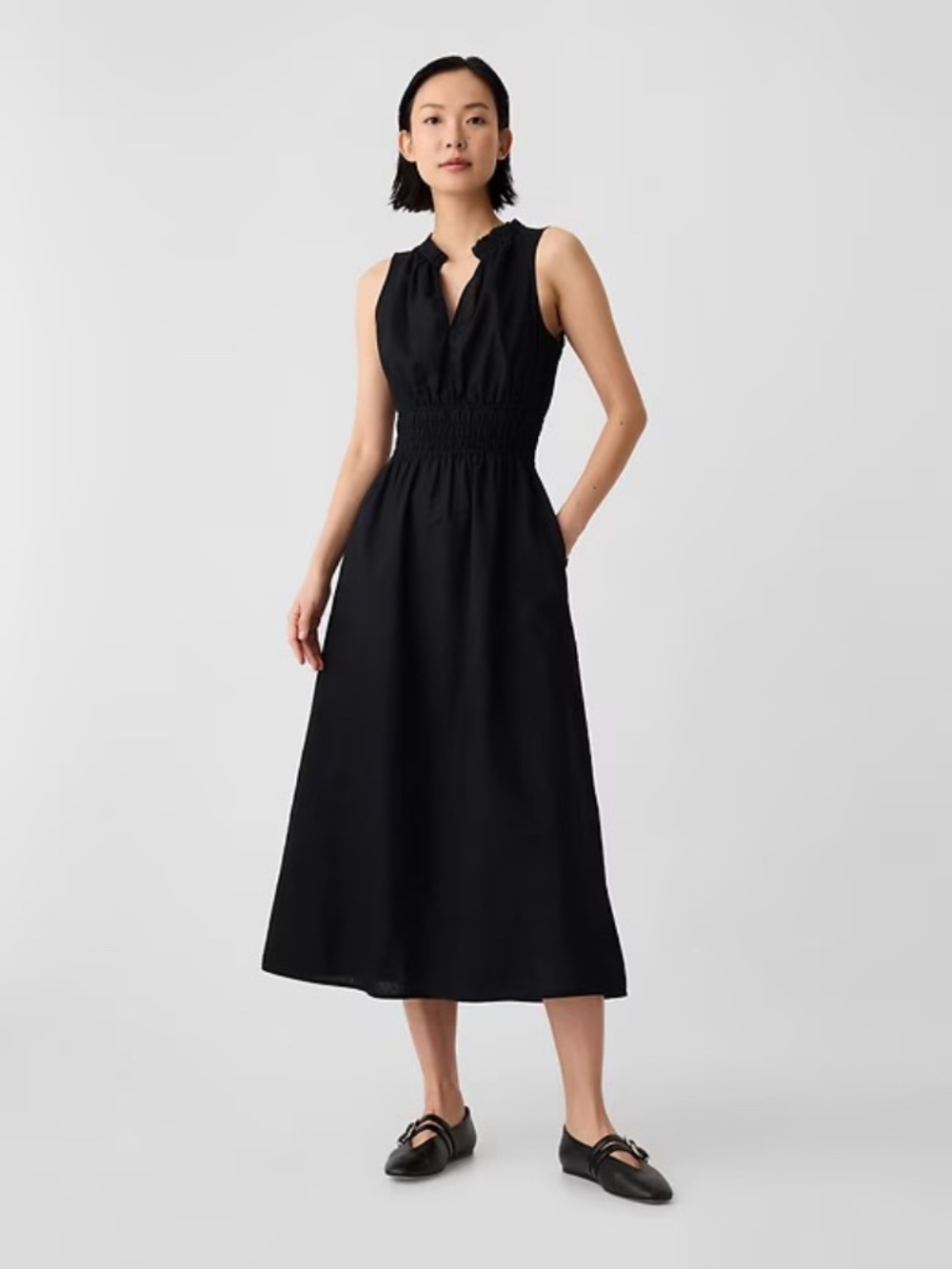 NWT GAP Linen Blend Split Neck Maxi Dress // Black